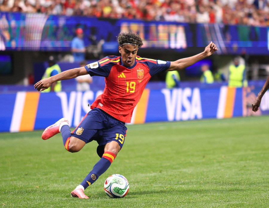 Lamine Yamal playing in the 2026 FIFA World Cup
