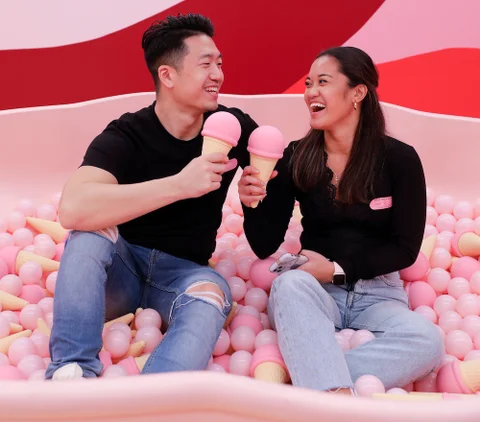 Patrons of the Museum of Ice Cream in NYC