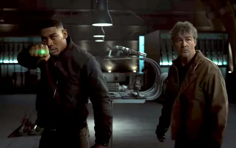 Screenshot of Aaron Pierre and Kyle Chandler from the 2026 HBO / DC series "Lanterns"