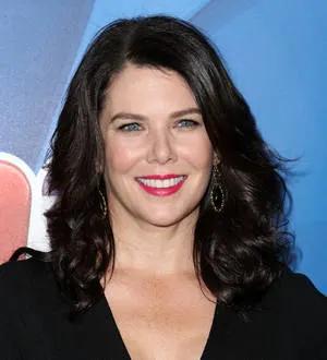 Actress Lauren Graham's bestseller to become TV drama