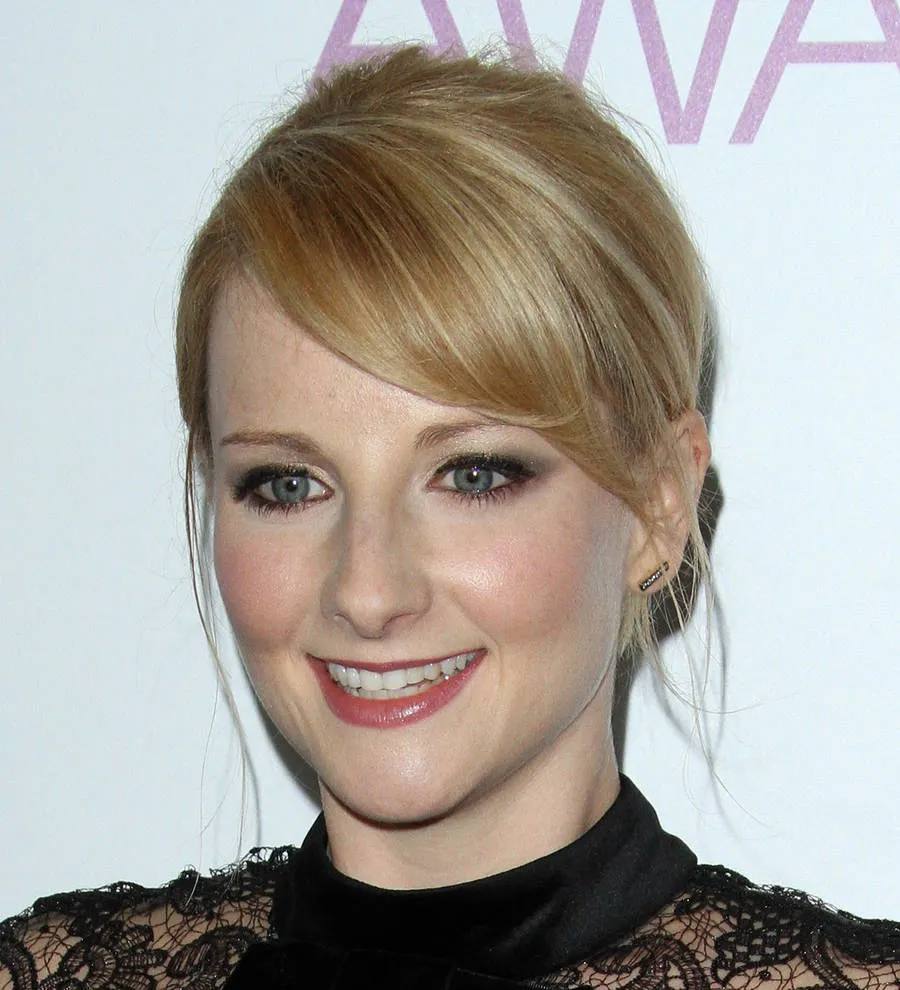 Actress Melissa Rauch pregnant