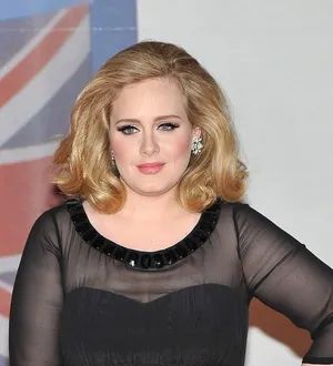 Adele confirmed for Skyfall theme