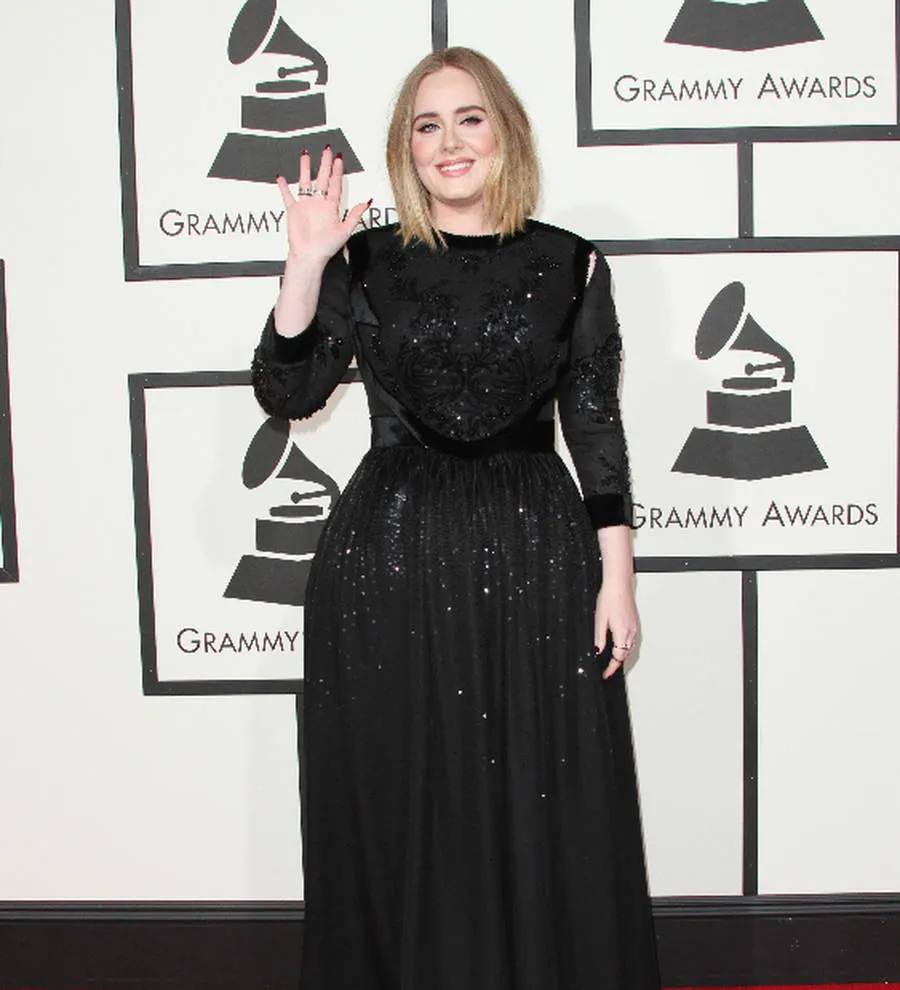 Adele explains technical difficulties at Grammys