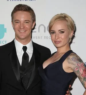 Actor Michael Welch engaged