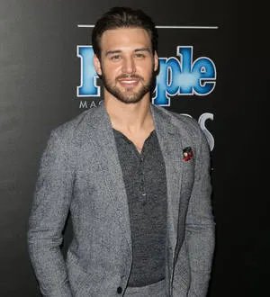 Actor Ryan Guzman still has mixed martial arts fighting dreams