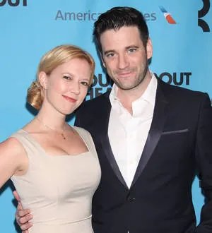 Actor Colin Donnell proposes to longtime girlfriend