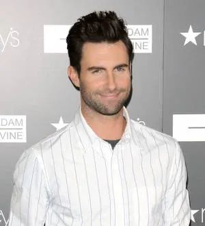 Adam Levine proposes to Behati Prinsloo