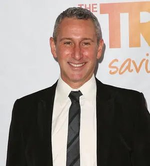Adam Shankman enters rehab
