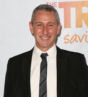 Adam Shankman enters rehab