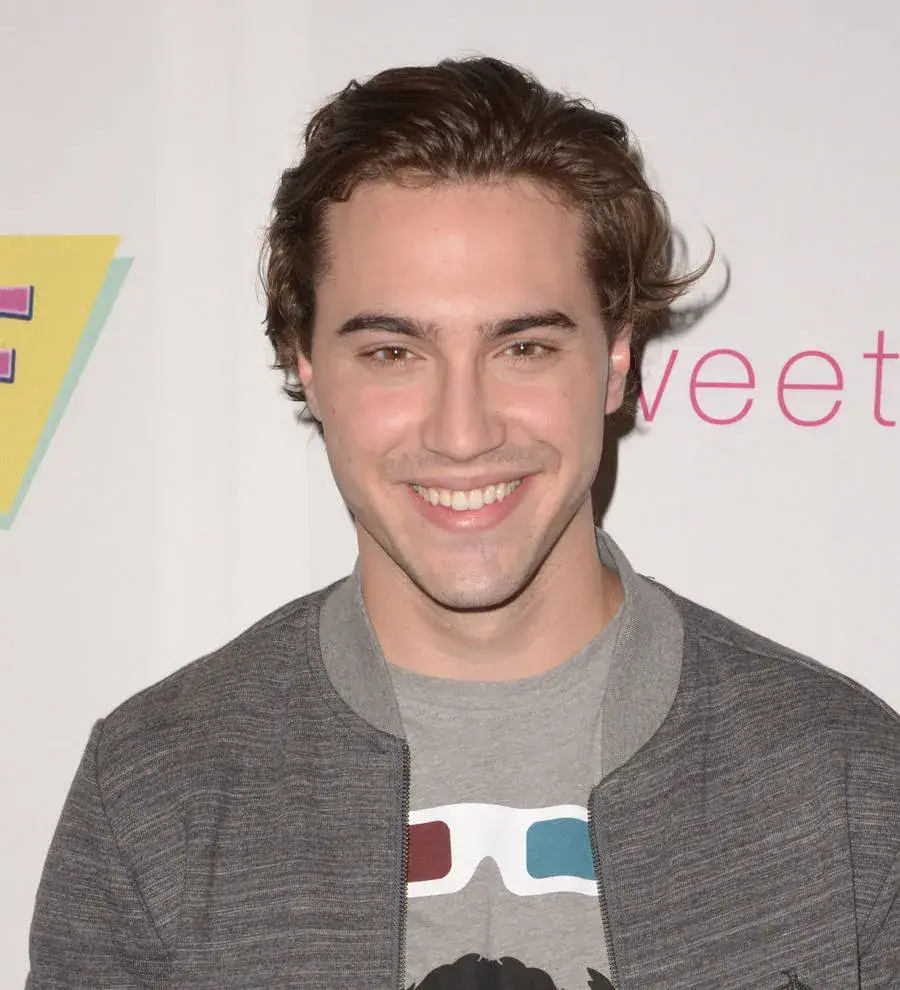 Actor Ryan McCartan recovering from Halloween health scare