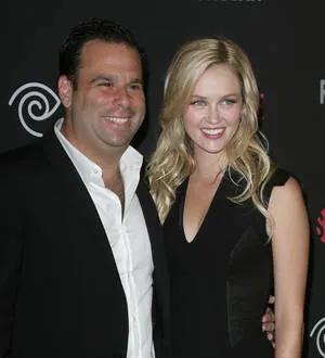 Actress Ambyr Childers pregnant with second child