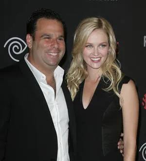 Actress Ambyr Childers pregnant with second child