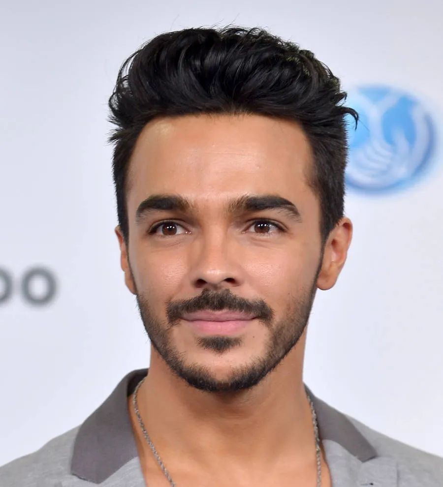 Actor Shalim Ortiz suffers nightmare flight