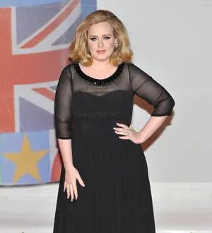 Adele has mums' night out at Golden Globes