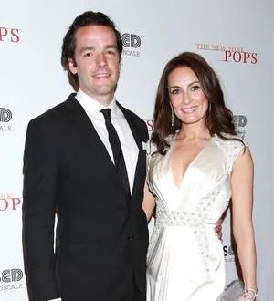 Actress Laura Benanti engaged