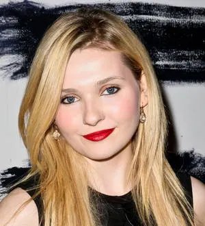 Abigail Breslin injures stuntman