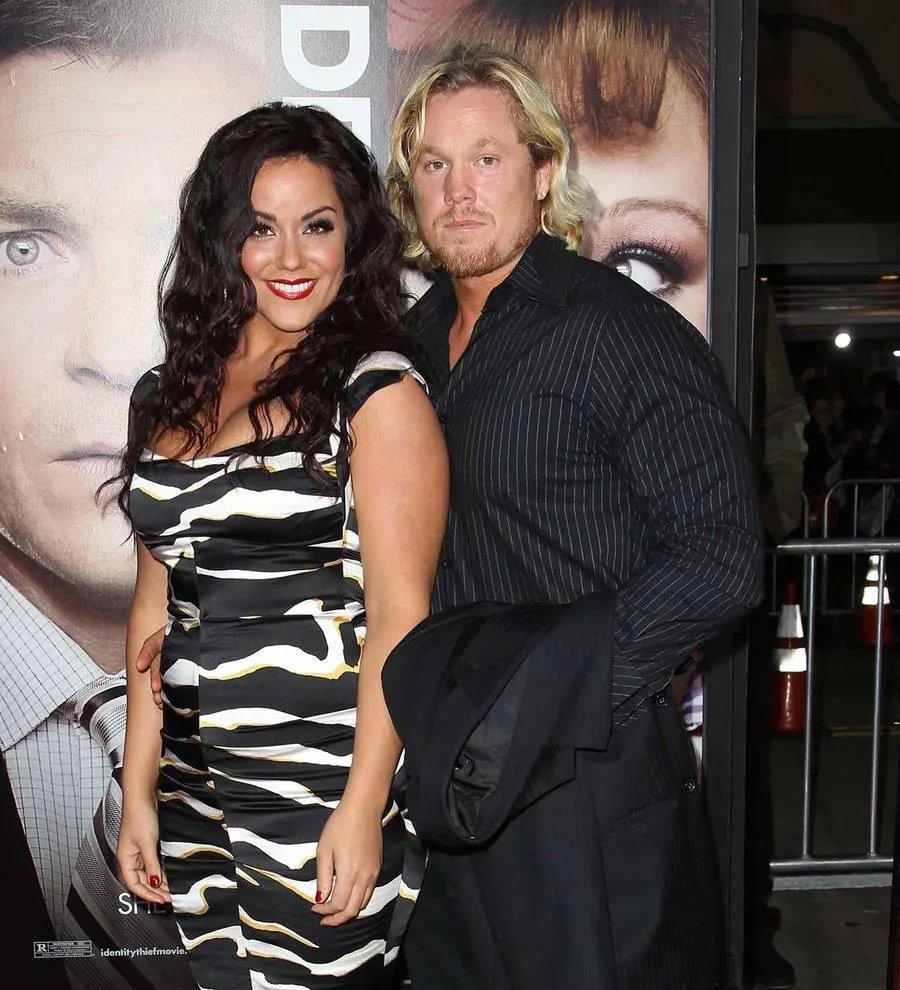 Actress Katy Mixon pregnant