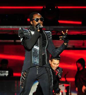 will.i.am in trouble over The Voice texts