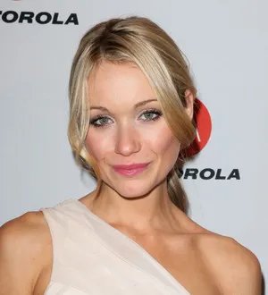 Actress Bowden engaged