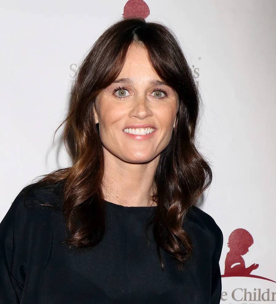Actress Robin Tunney is a first-time mom