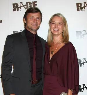 Actress Katherine LaNasa marries actor Grant Snow