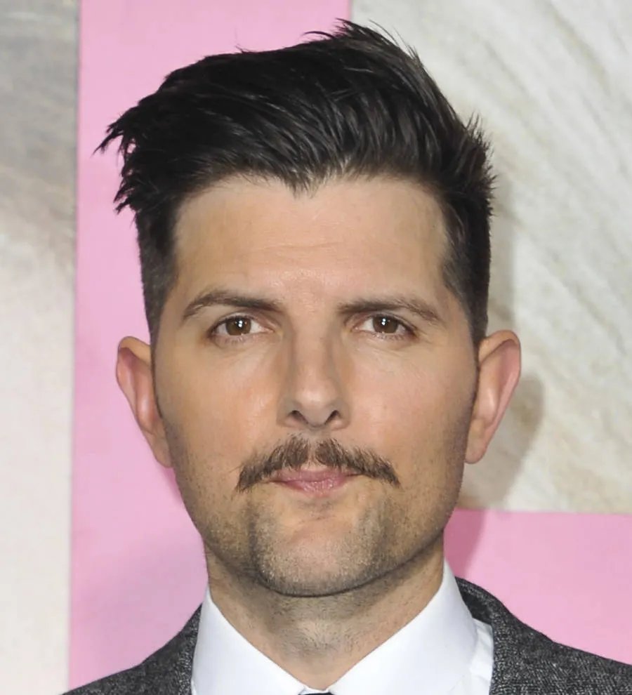 Adam Scott surprised by idol Mark Hamill on Star Wars Day