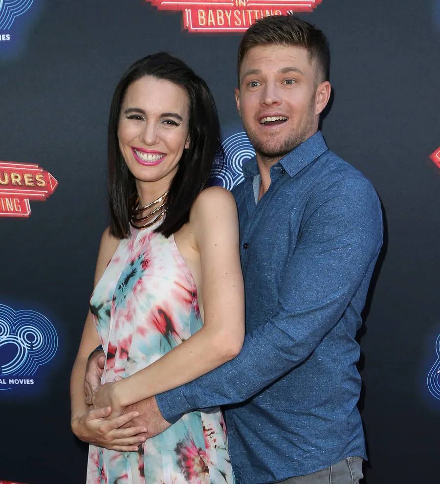 Actress Christy Carlson Romano welcomes Christmas Eve baby