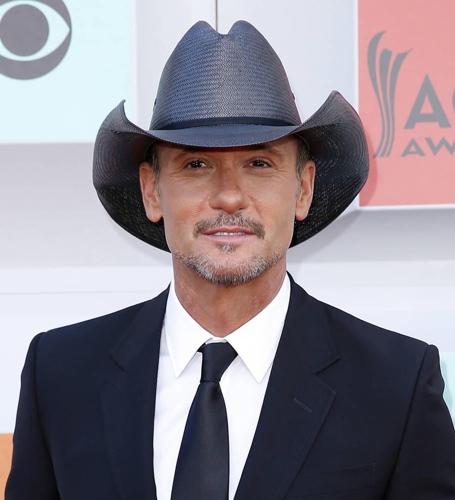 Tim McGraw & Carrie Underwood are big winners at 2016 CMT Music Awards