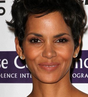 Halle Berry's ex suffers delay in child support appeal