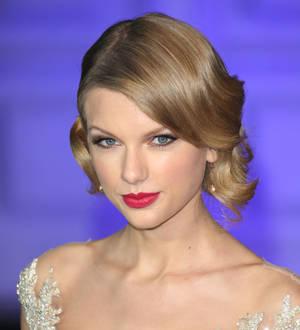Taylor Swift confirms London house-hunt