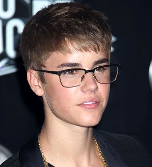 Justin Bieber uses Mr. Deeds for romance inspiration