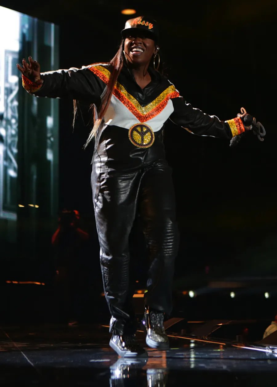 SUNDAY MUSIC VIDS: Missy Elliott