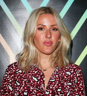 Ellie Goulding fuels Bond theme rumours