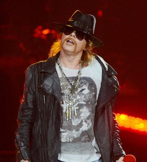 Guns N' Roses threaten to walk off stage at London show