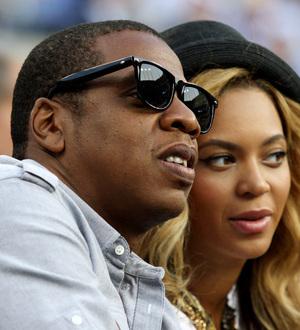 Beyonce 'buys Jay-Z a plane for Father's Day'