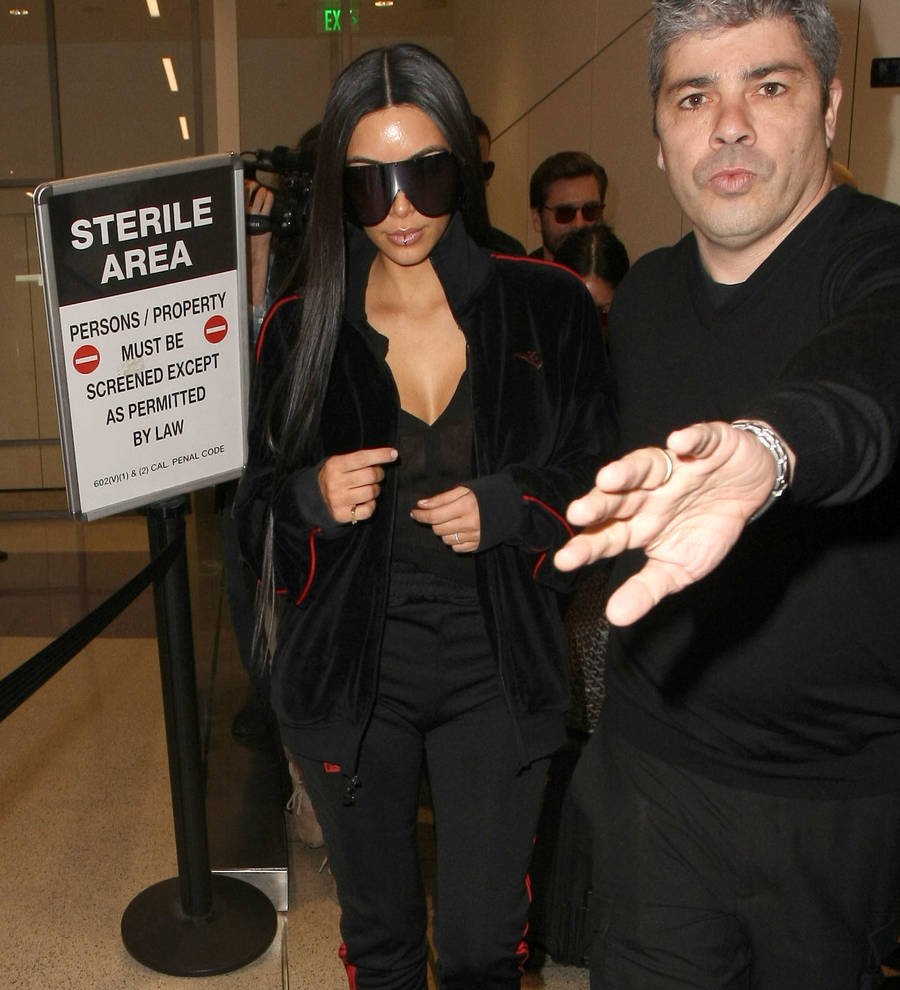 Kim Kardashian testifies about Paris robbery