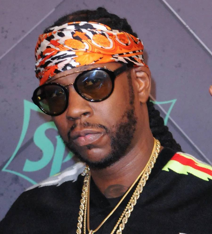 2 Chainz pays veteran's rent for a year