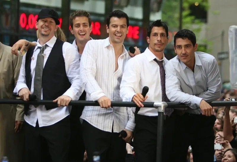 SUNDAY MUSIC VIDS: New Kids On The Block