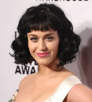 Katy Perry under fire for Dark Horse video