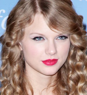 Taylor Swift's joy over concert engagement