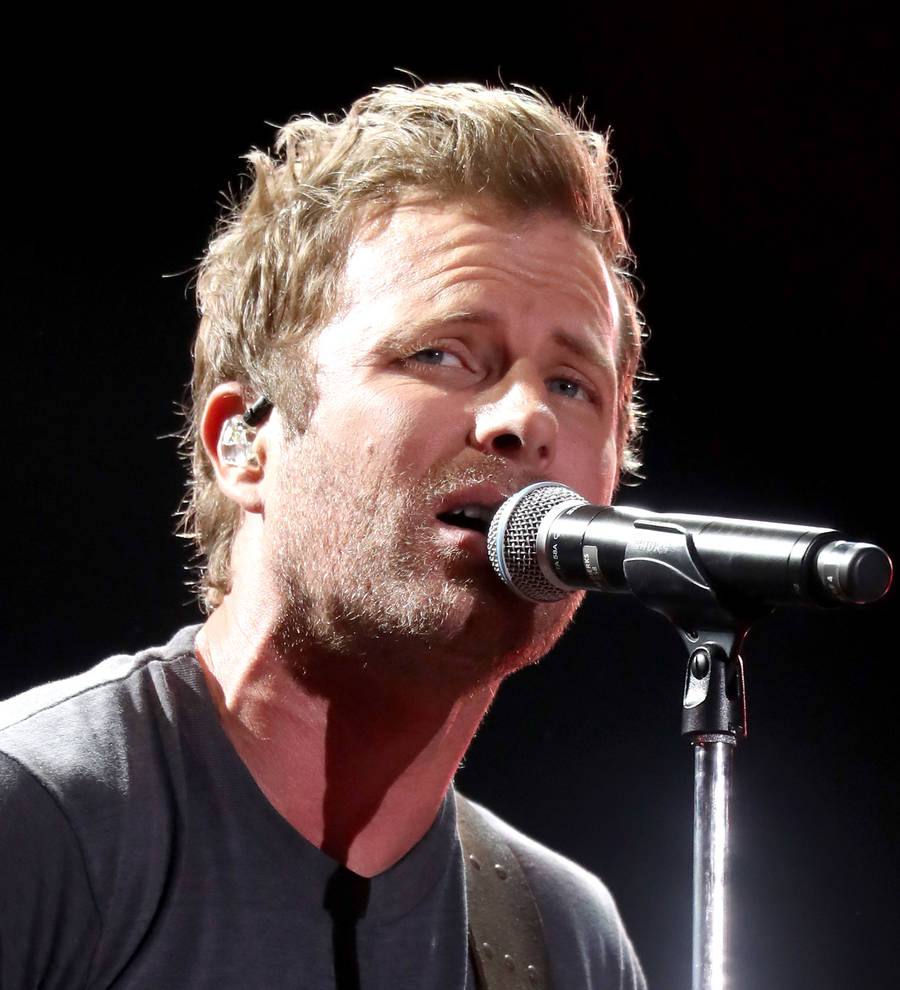 Dierks Bentley pops up in his Country Music Hall of Fame and Museum exhibit