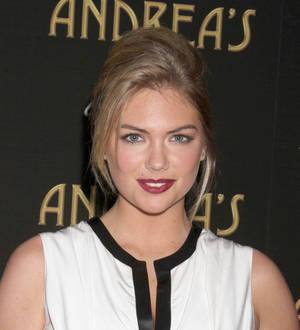 Kate Upton graces Sports Illustrated Swimsuit Issue cover for second year