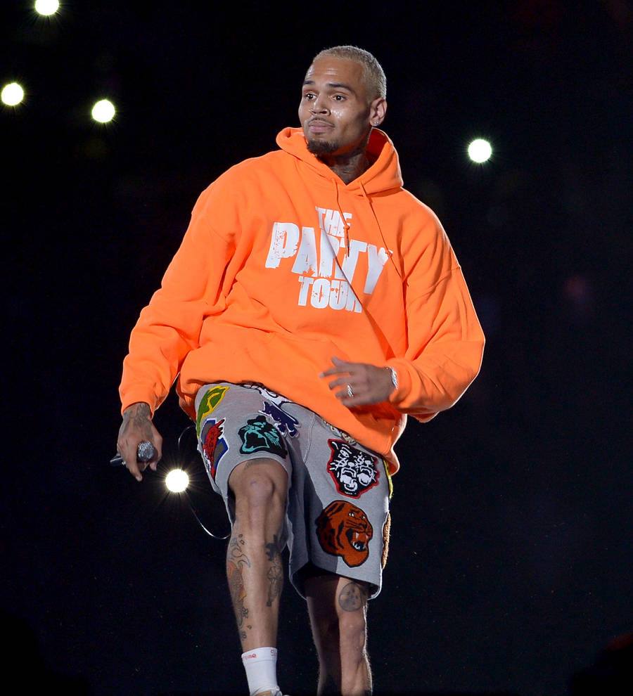 Chris Brown still dodging ex-girlfriend's process servers