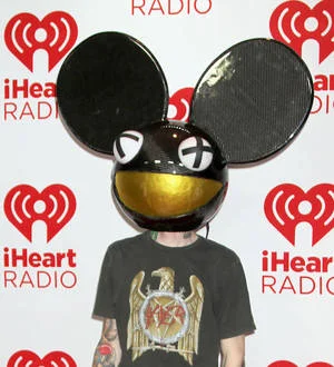 Deadmau5 replaces Avicii at Ultra Music Festival