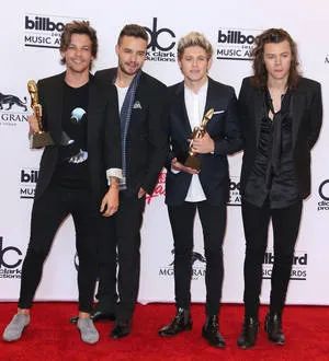 Hillary Clinton tweets support for One Direction's Action 1D campaign