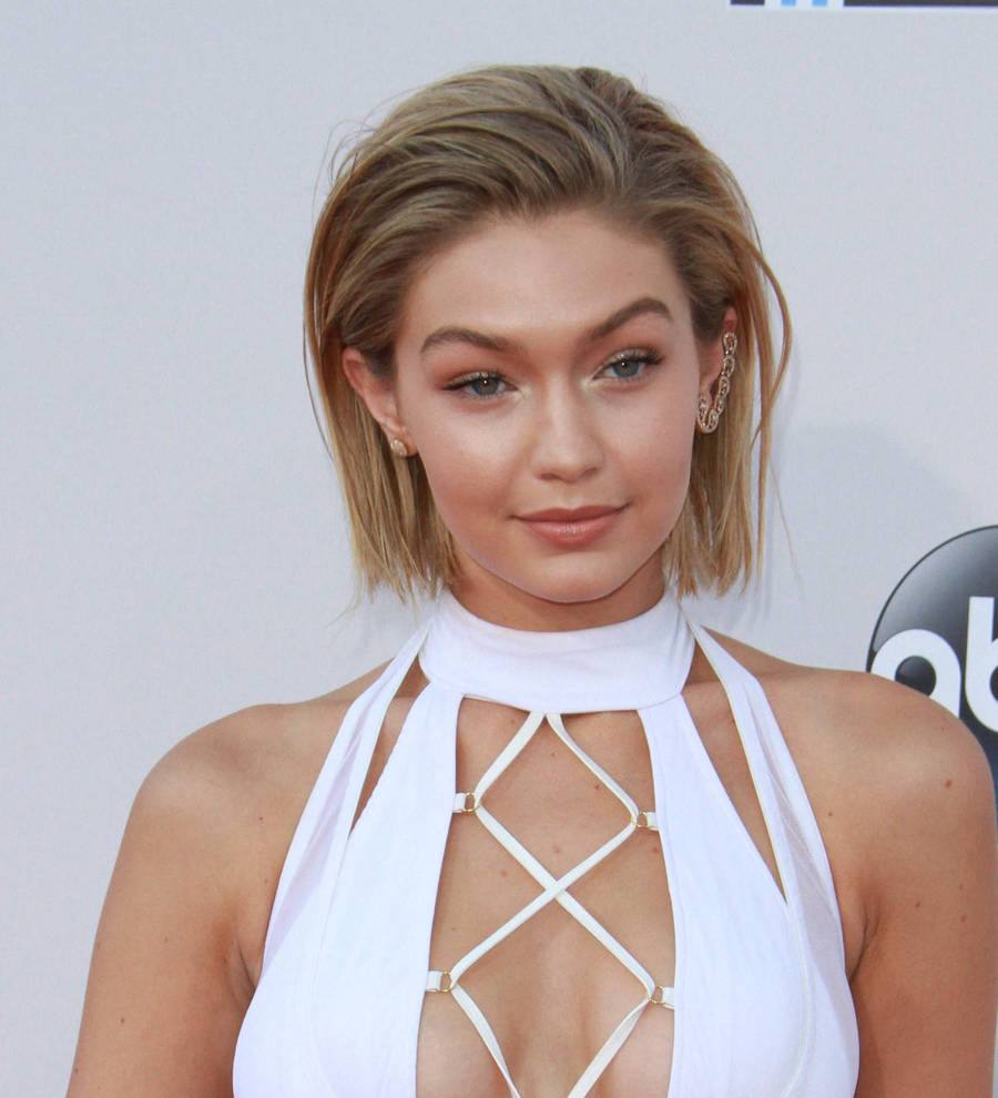 Gigi Hadid calls police over alleged blackmail plot
