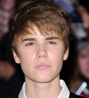 Bieber donating chopped locks to charity
