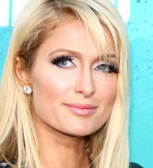 Paris Hilton apologizes for AIDS comments