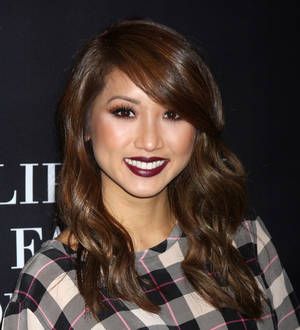 Brenda Song and Trace Cyrus back together for beach trip