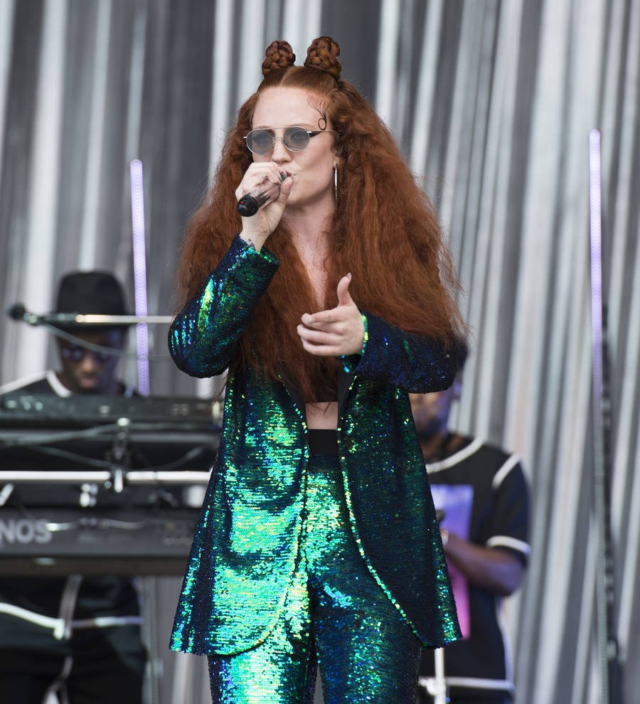 Jess Glynne makes Glastonbury debut after throat surgery